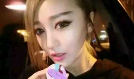 女王视频,视频中的传奇魅力瞬间